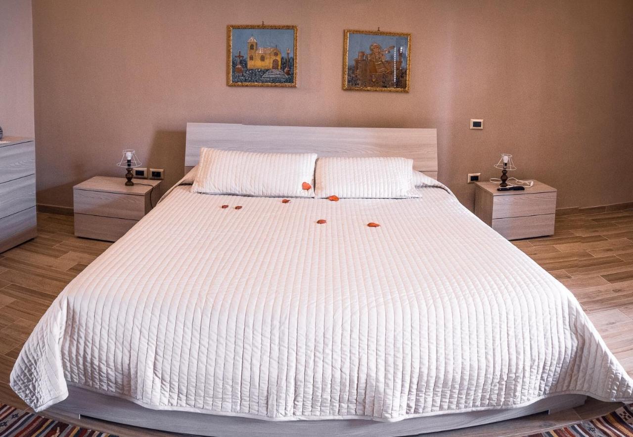 קאסרטה B&B A Casa Di Maybe מראה חיצוני תמונה