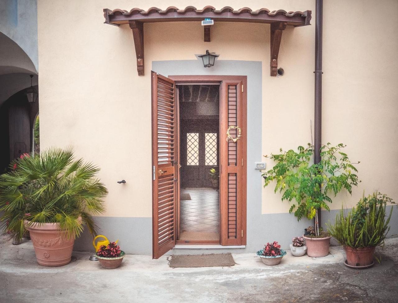 קאסרטה B&B A Casa Di Maybe מראה חיצוני תמונה